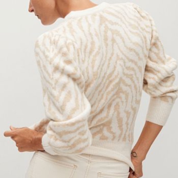 Mango zebra neutral white sweater - Picture 2 of 6